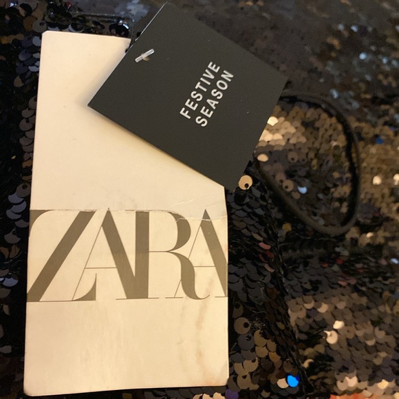 A party glittery sequin dress. Beautiful party dress. - Picture 3 of 3